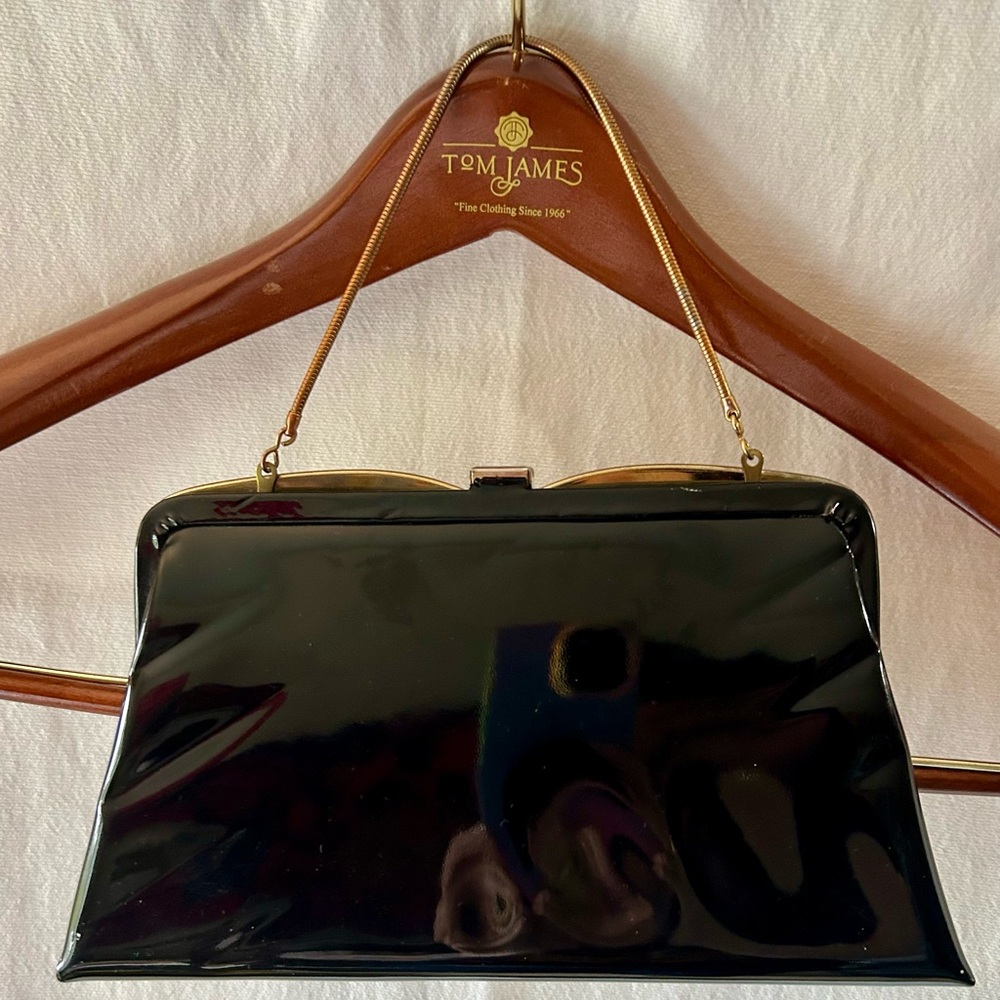Black Patent Leather Gold Chain Clasp Clutch Purse Retro Vintage Dressy